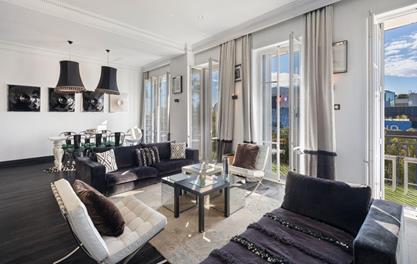 The Conveo Loft, lounge and balcony